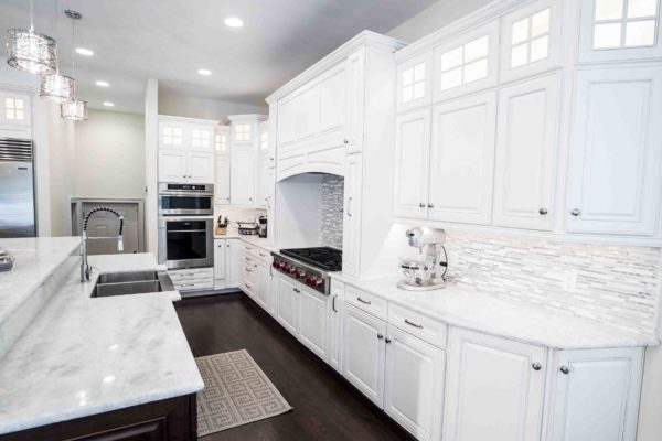 Top Kitchen & Bathroom Trend: White Countertops